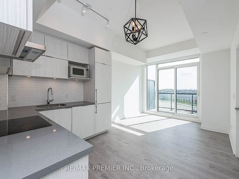 8 Rouge Valley Dr W #1211B — Photo 14