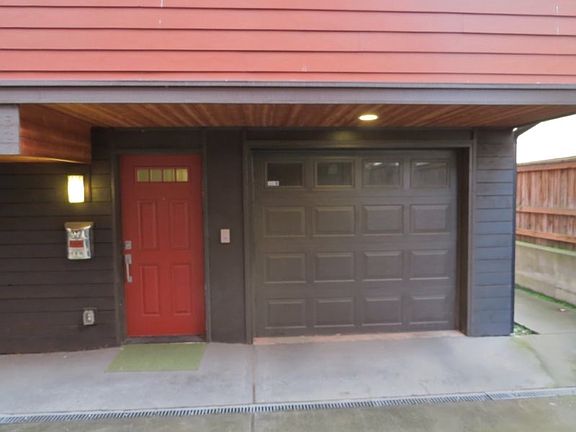 Nice dry Entry door and garage