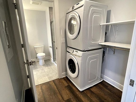 4th image of 15 Park St #302