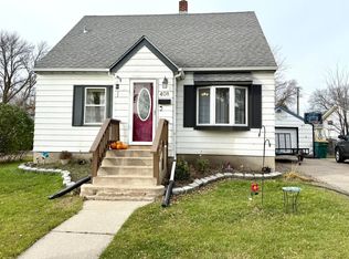 408 2nd St E, West Fargo, ND 58078
