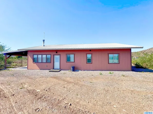 20 Route Dr, Buckhorn, NM 88025