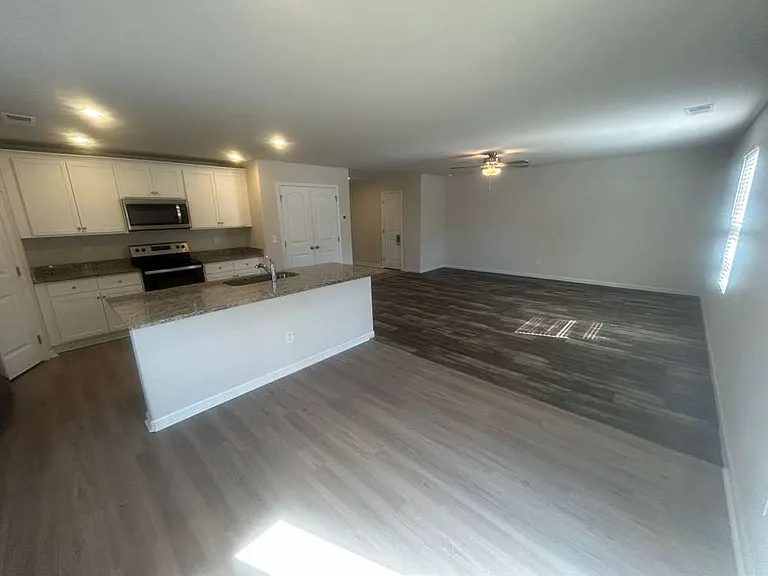 30 Acacia Ct — Photo 6