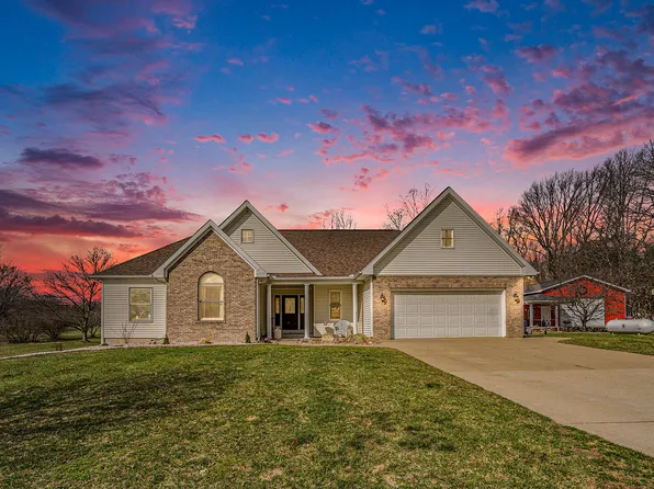 16444 25th St, Gobles, MI 49055