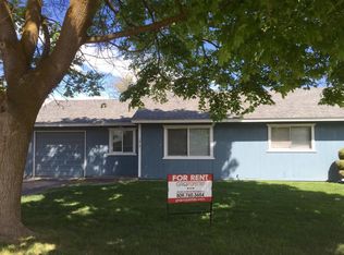 1215 Doolittle Dr, Moses Lake, WA 98837