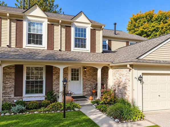 1062 Paint Creek Ln, Rochester, MI 48306
