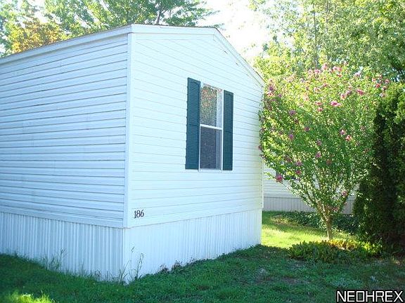 2nd image of 186 Spruce Ln