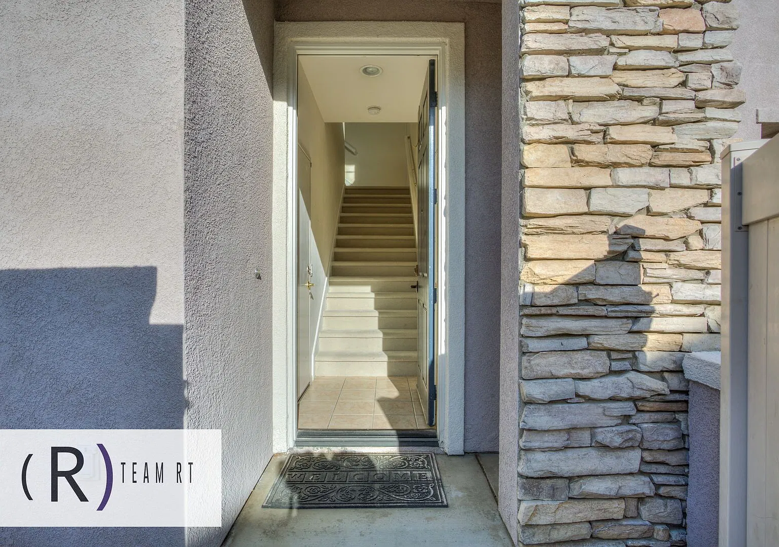A Stunning Two-Story 2 Bed 2 Bath Home near Victoria Gardens — Photo 3