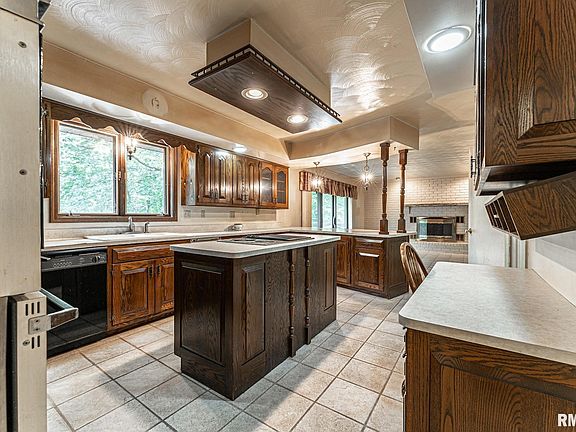 5th image of 612 Northern Oaks Dr