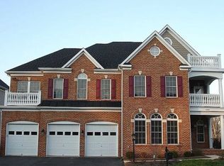 44100 Riverpoint Dr, Leesburg, VA 20176