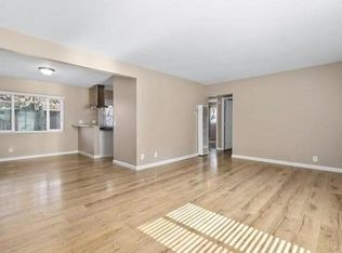 2040 Orange Ave #B, Costa Mesa, CA 92627