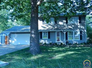 940 NE Brian Rd, Topeka, KS 66617