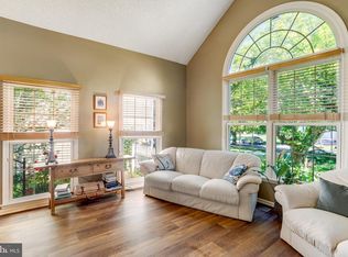 2207 Cherry Leaf Ln, Silver Spring, MD 20906