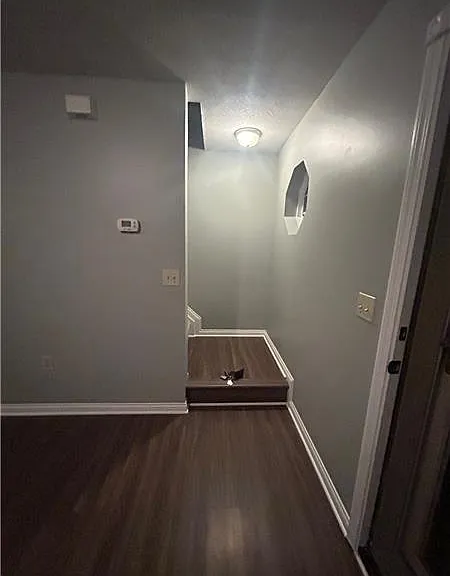 580 Rosebud Cir — Photo 11