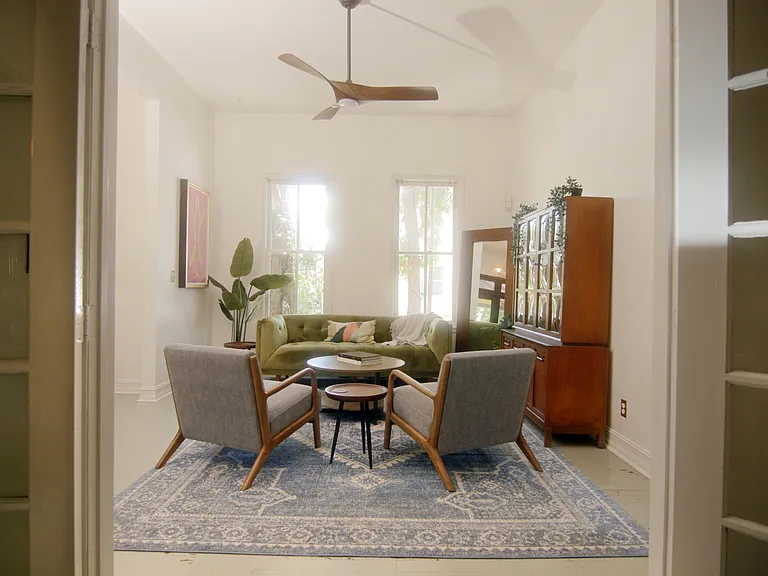 2302 N Morgan St — Photo 17