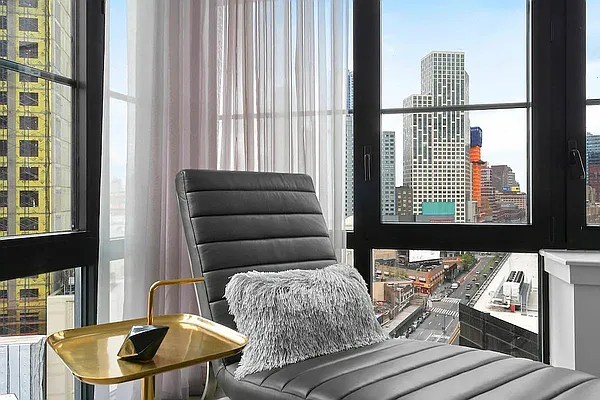 Rented by Living New York | media 30