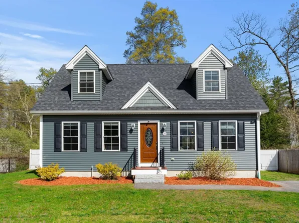 32 Dennison Ave, Salem, NH 03079