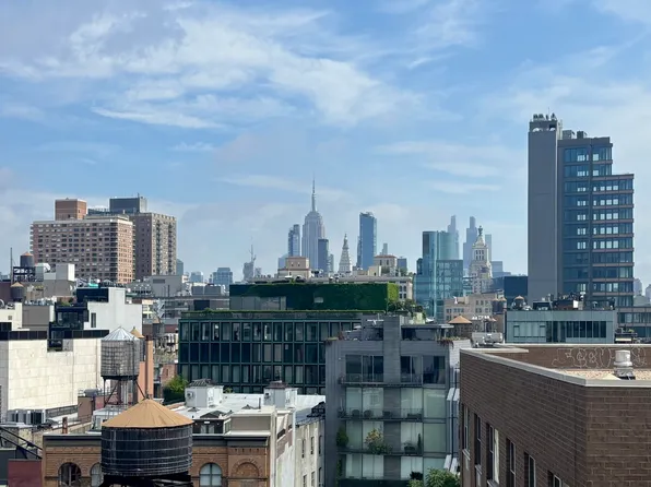 301 Elizabeth Street image 8 of 15