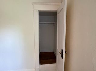 493 Newbury St, Springfield, MA 01104