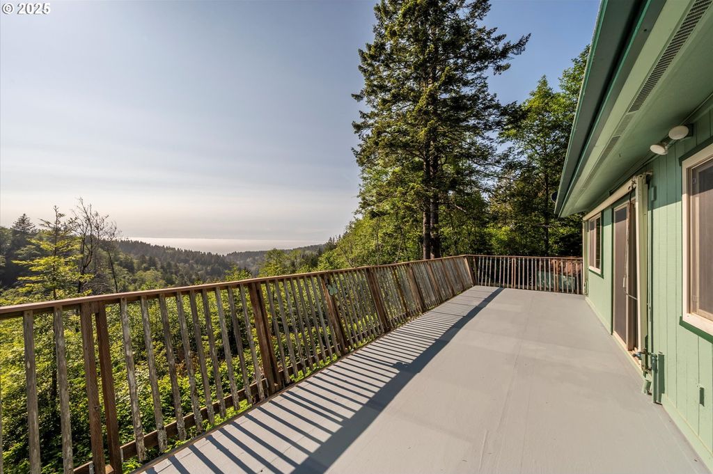 96333 Wildwood Rd, Brookings, OR - View 6