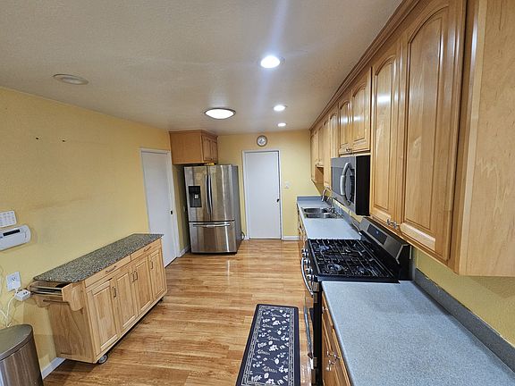 5th image of 4649 Deadwood Dr