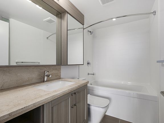 5th image of 5598 Ormidale St