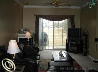 4th image of 54750 Monarch Dr