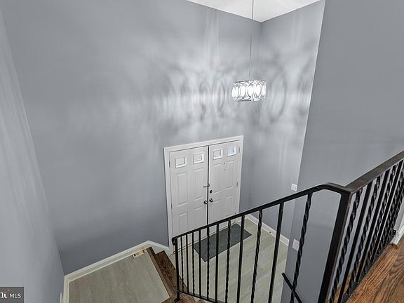 4th image of 7617 Blanford Dr