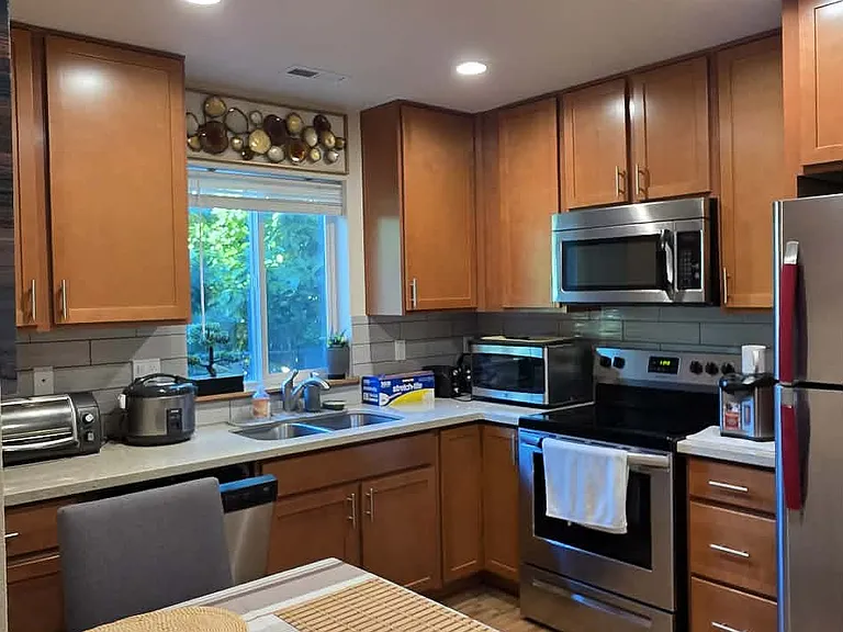 7949 SE Glencoe Rd #1 — Photo 6