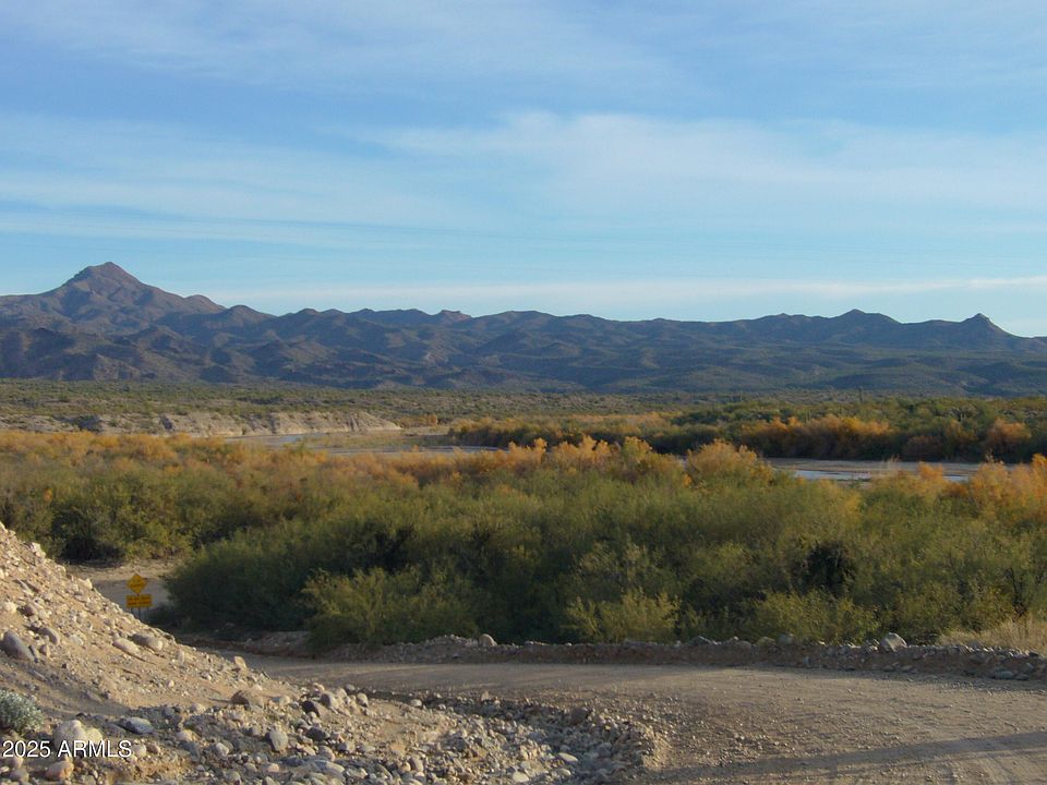 2nd image of 236241 S SIGNAL Road