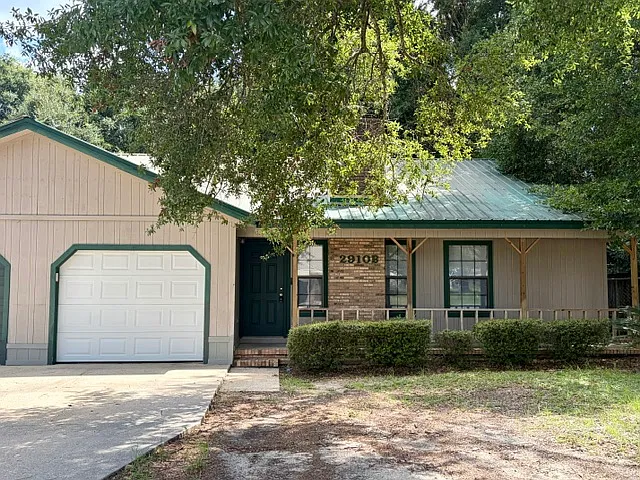 2910 B Crescent Ave - 1 — Photo 2