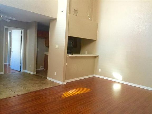 5th image of 1239 W Hudgins St