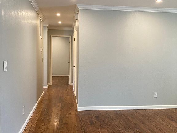 4th image of 1649 Wynoochee Way
