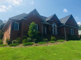 306 Cross Creek Dr, Cherryville, NC 28021