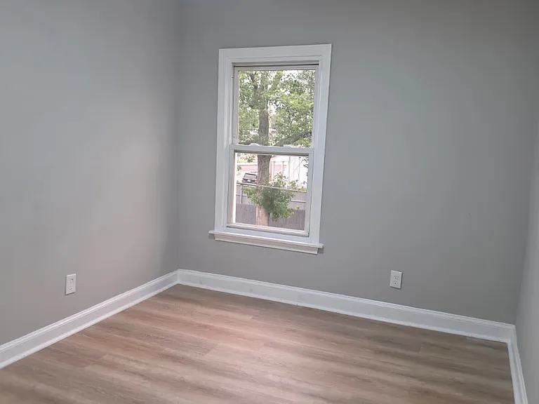 431 Greenwich Ave #2 — Photo 7