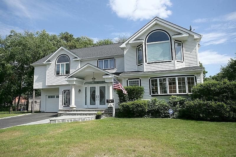 1st image of 39 Jane Dr