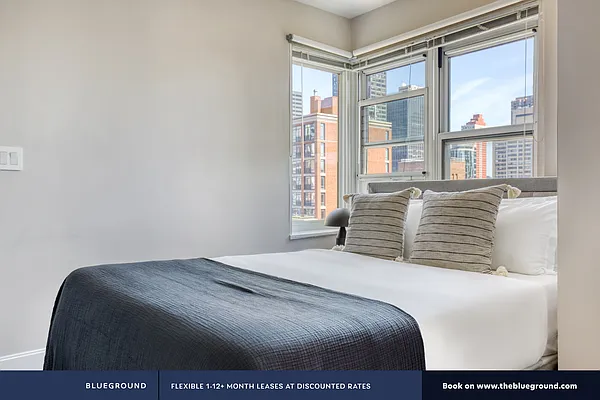 Rented by The Blueground | media 35