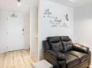 405 Saint Paul St #405, Kelowna, BC V1Y2E6