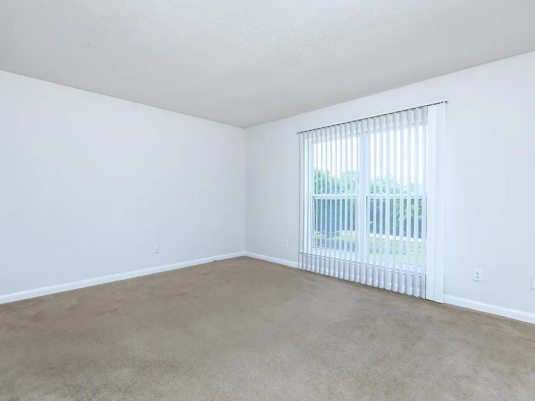 Chase Cove Apartments — Photo 101