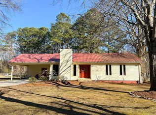 365 Summer Rd, Tunnel Hill, GA 30755