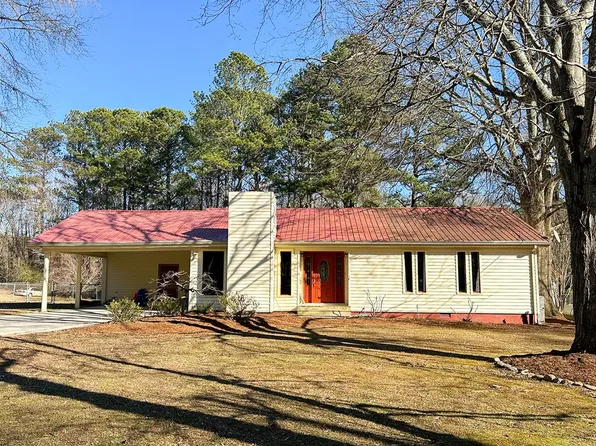 365 Summer Rd, Tunnel Hill, GA 30755
