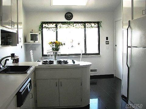 2nd image of 3314 Bertha Dr
