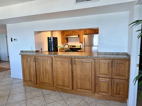 5th image of 3600 S Oceanshore Blvd Unit 812-1