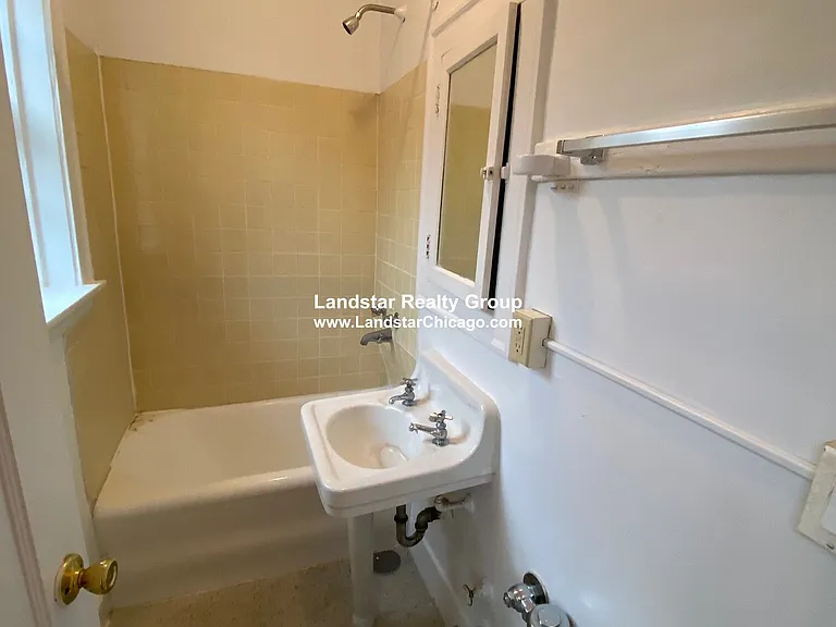 1107 Lake St #3S — Photo 21
