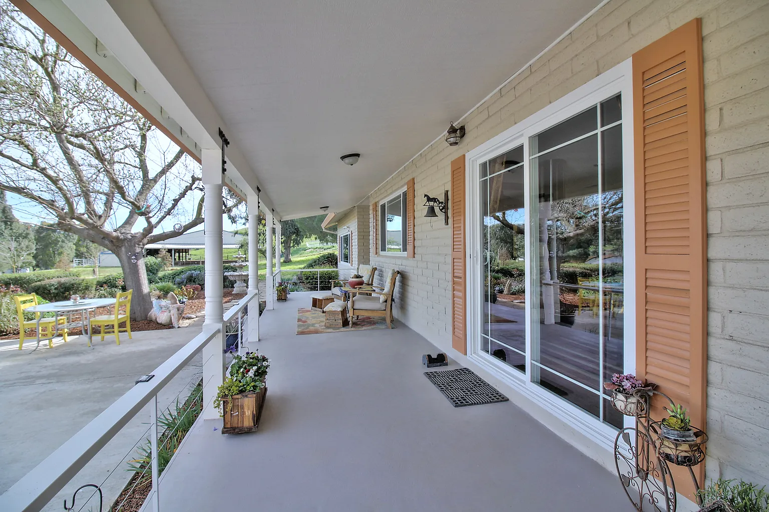 3932 Dyer Rd photo 1