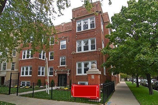 1st image of 2550 W Sunnyside Ave #1