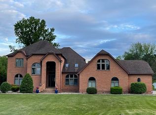 14091 W Sprague Rd, Strongsville, OH 44136
