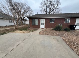 305 S Clark St, Salina, KS 67401