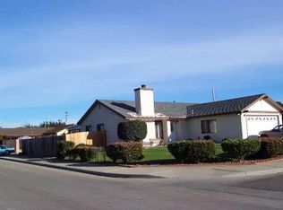 1048 N P St, Lompoc, CA 93436