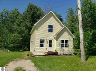 302 Madison Ave, Kingsley, MI 49649