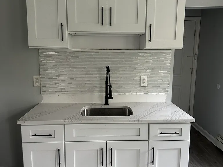 124-126 Keen St #2 — Photo 3